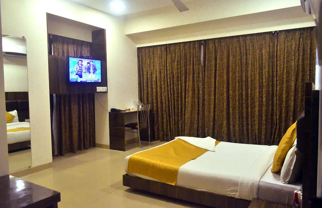 The Best Hotel Mumbai-1